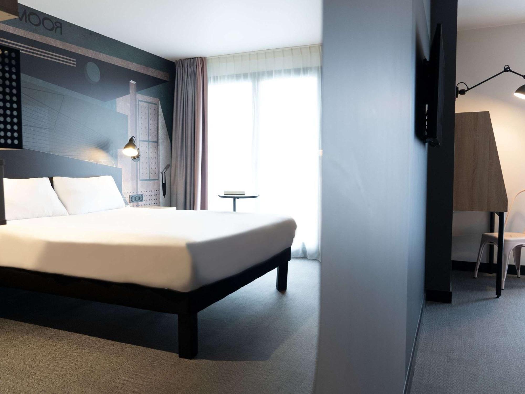 Ibis Styles Dreux Centre Gare Hotel Exterior foto