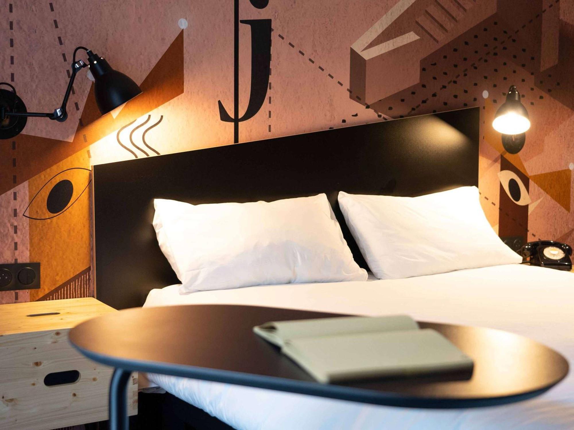 Ibis Styles Dreux Centre Gare Hotel Exterior foto