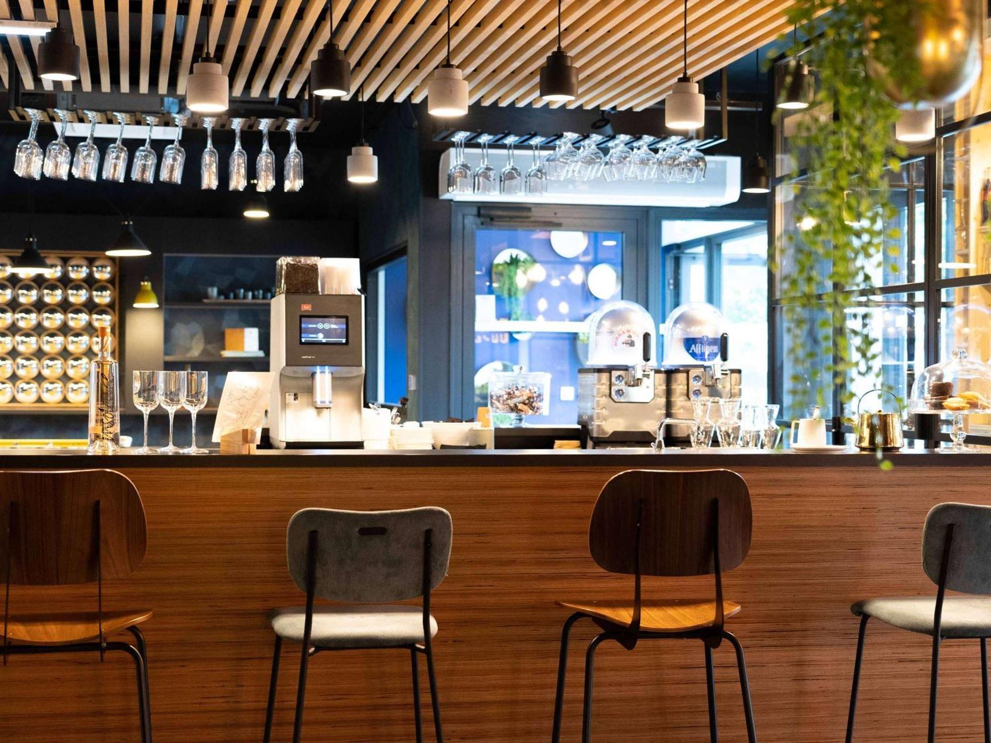Ibis Styles Dreux Centre Gare Hotel Exterior foto